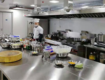 商用廚房設(shè)備公司和你聊聊商用廚房到底有那些特點