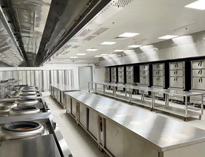 成都中央廚房設備廠家告訴你中央廚房的優(yōu)缺點